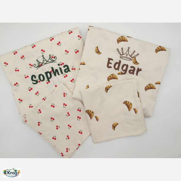 Senget�j m/personligt broderi